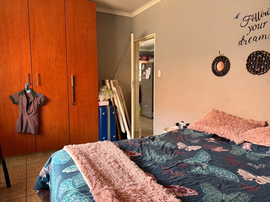 2 Bedroom Property for Sale in Rustenburg Central North West